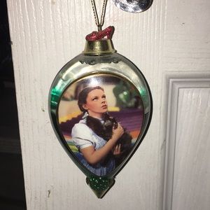 A wizard of oz ornament